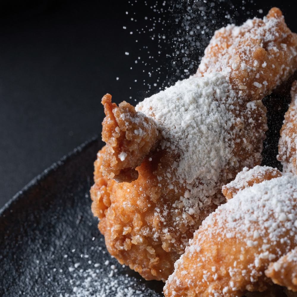 Fried chicken dusted with white cheese powder